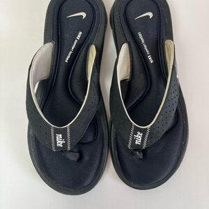 Nike Black Flip Flops